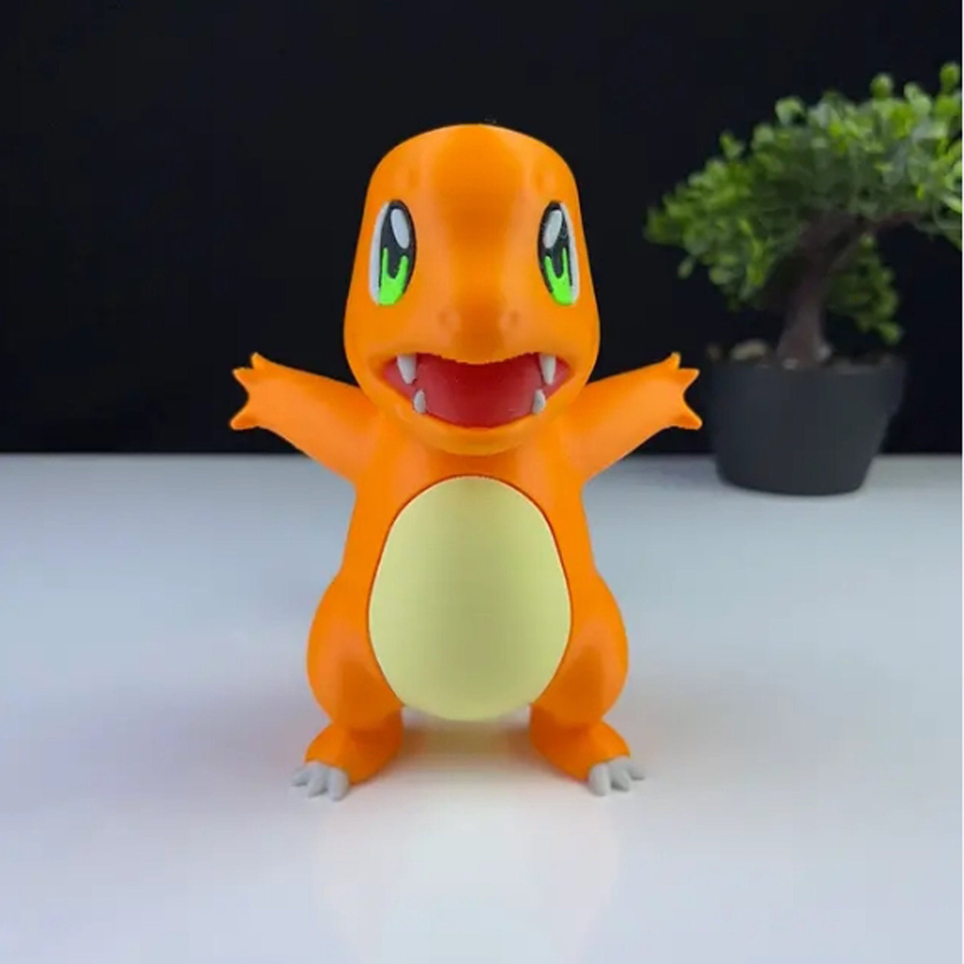 Charmander Pokémon Figurine Desk Pet image 0